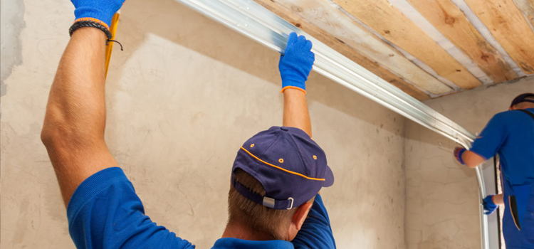 commercial overhead garage door repair in Crestline